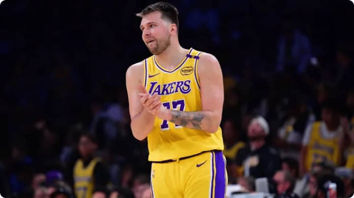 Luka Dončić’s $5K Donation Revives Kobe Bryant Mural, Honoring Legacy and Unity