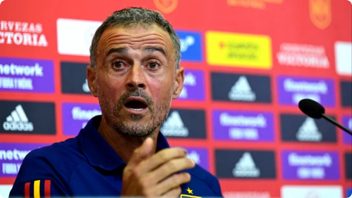 Luis Enrique’s PSG Revolution: Tactical Discipline vs. Inter’s Experience in the 2025 Champions Leag