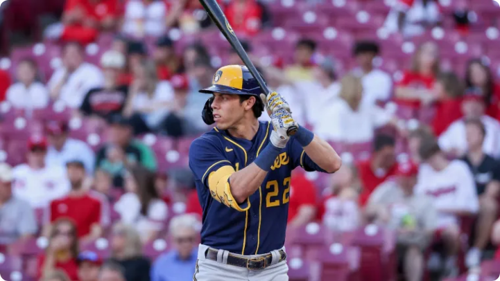 Christian Yelich Exits Brewers’ Game with Hand Contusion after HBP, Raising Concerns for Milwaukee’s